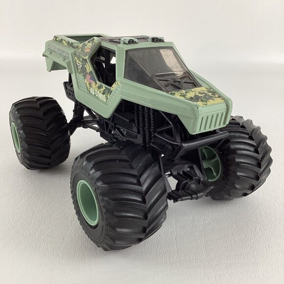 Hot Wheels Other - Hot Wheels Monster Jam Truck Soldier Fortune Military 1:24 Vehicle 2015 Mattel B